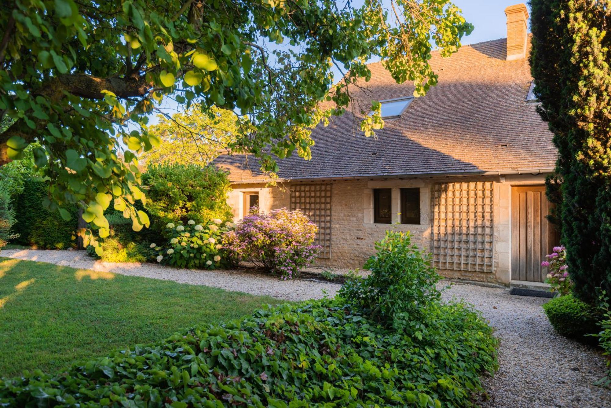 Maison Jardin Gaillard disposant d'une piscine chauffée Bieville-en-Auge Exterior foto